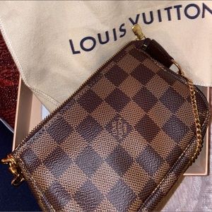 Lv mini pochette
